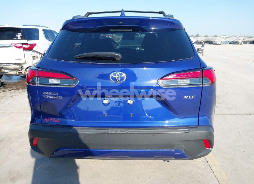 Photo 16 of 2024 Toyota Corolla CROSS XLE (VIN 7MUDAAAG7RV079506)