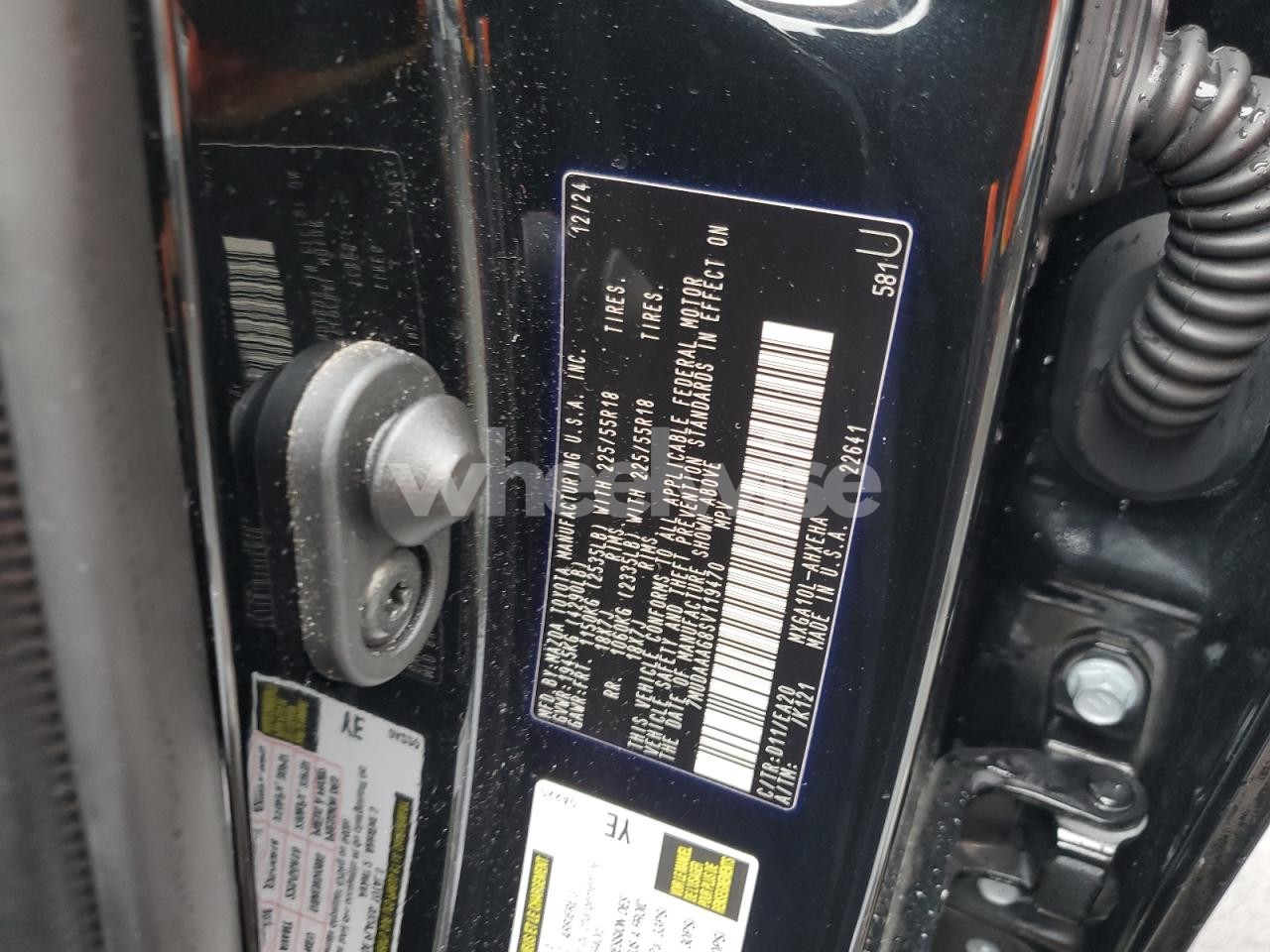 Photo 13 of 2025 TOYOTA COROLLA CROSS XLE (VIN 7MUDAAAG8SV119470)