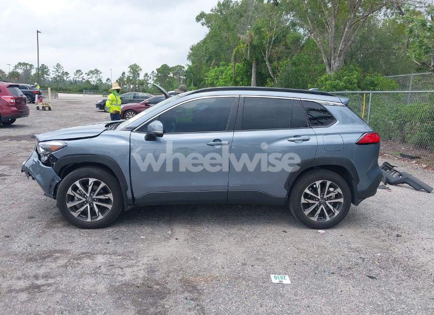 Photo 15 of 2023 Toyota Corolla CROSS XLE (VIN 7MUDAAAGXPV070263)