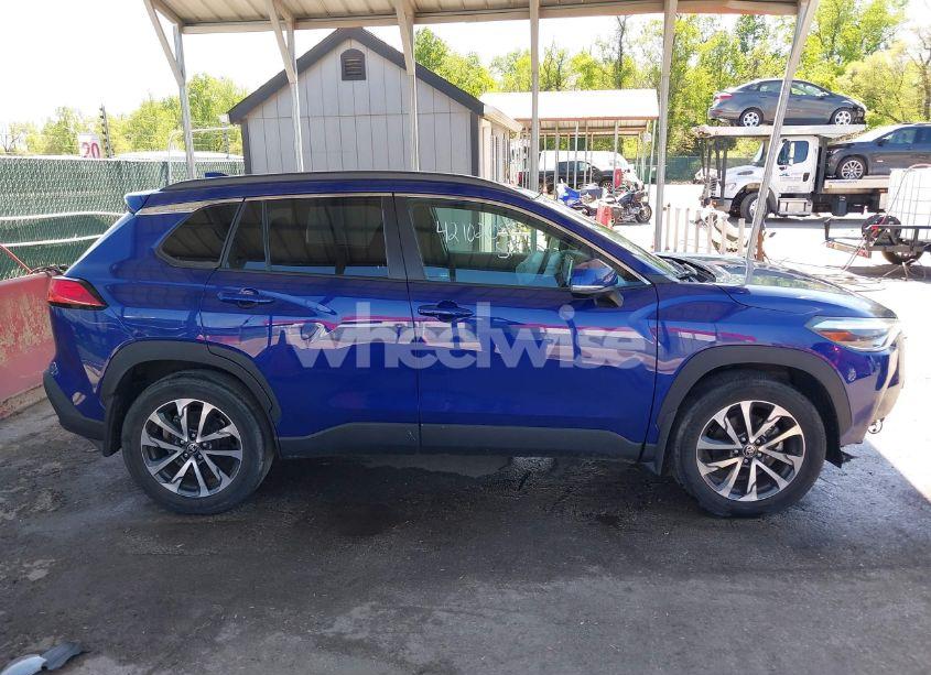 Photo 14 of 2022 Toyota Corolla CROSS XLE (VIN 7MUDAABG0NV004896)