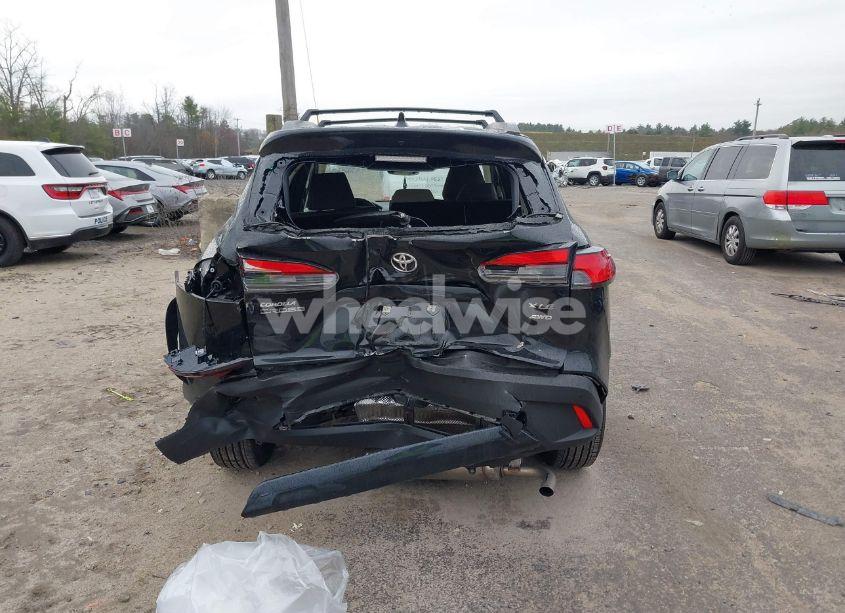 Photo 16 of 2024 Toyota Corolla CROSS XLE (VIN 7MUDAABG0RV095271)