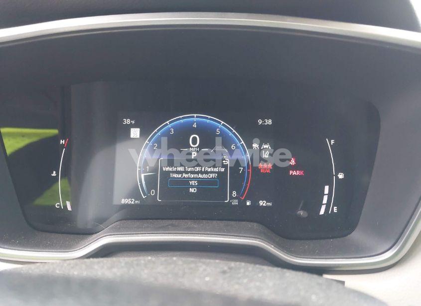 Photo 7 of 2024 Toyota Corolla CROSS XLE (VIN 7MUDAABG0RV095271)