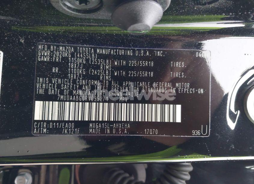 Photo 9 of 2024 Toyota Corolla CROSS XLE (VIN 7MUDAABG0RV095271)