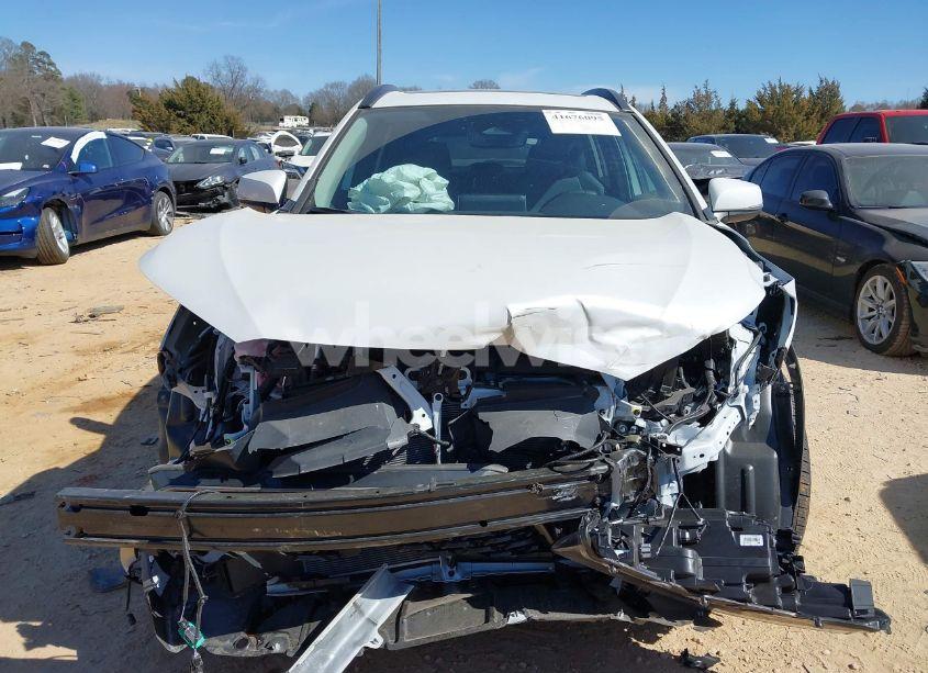 Photo 12 of 2024 Toyota Corolla CROSS XLE (VIN 7MUDAABG0RV103515)