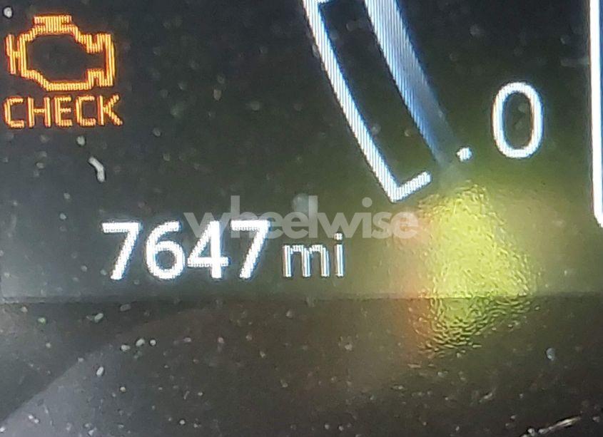 Photo 15 of 2024 Toyota Corolla CROSS XLE (VIN 7MUDAABG0RV103515)