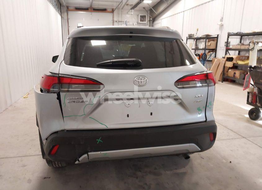 Photo 16 of 2024 Toyota Corolla CROSS XLE (VIN 7MUDAABG1RV107086)