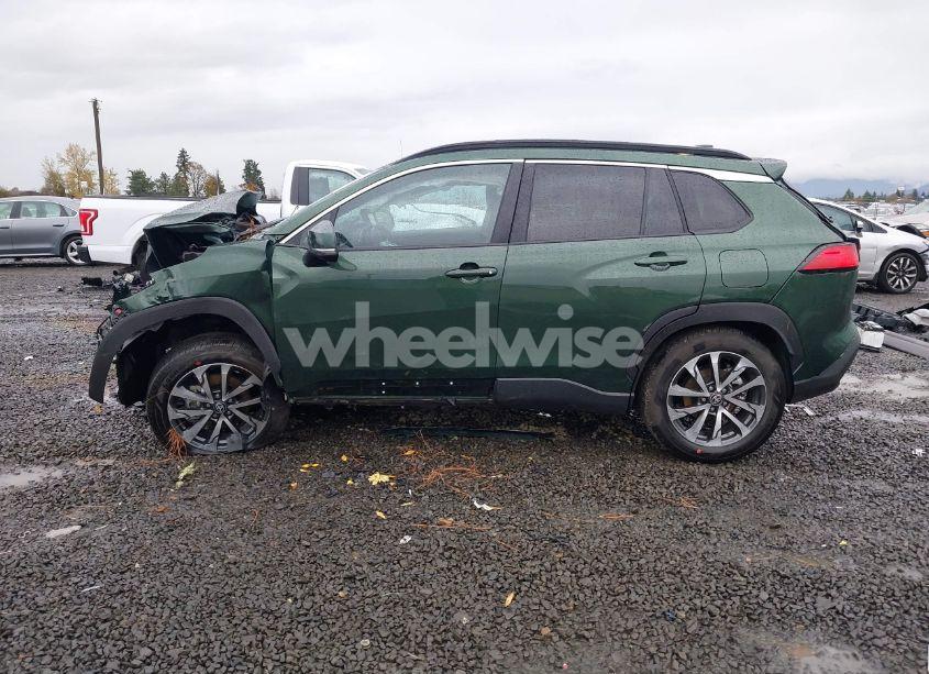 Photo 14 of 2023 Toyota Corolla CROSS XLE (VIN 7MUDAABG2PV073950)