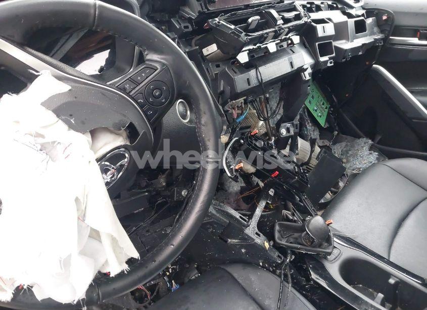 Photo 20 of 2023 Toyota Corolla CROSS XLE (VIN 7MUDAABG2PV073950)