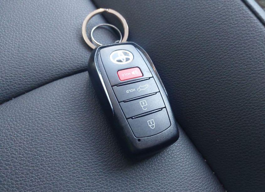 Photo 11 of 2024 Toyota Corolla CROSS XLE (VIN 7MUDAABG3RV103279)