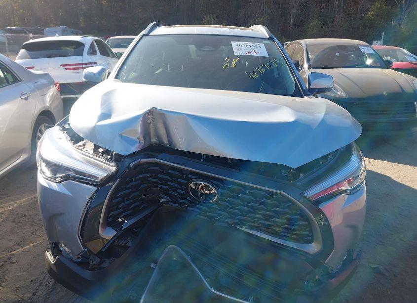 Photo 12 of 2024 Toyota Corolla CROSS XLE (VIN 7MUDAABG3RV103279)