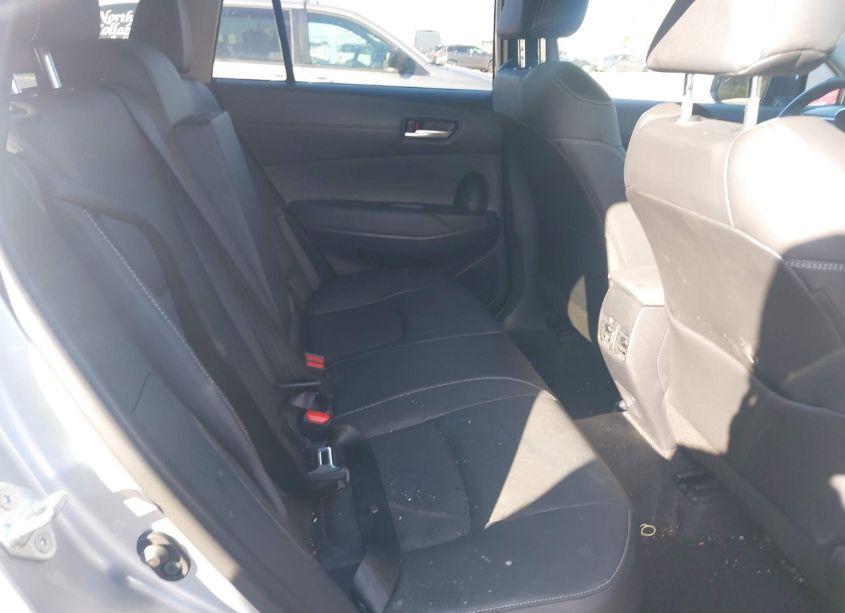 Photo 8 of 2024 Toyota Corolla CROSS XLE (VIN 7MUDAABG3RV103279)