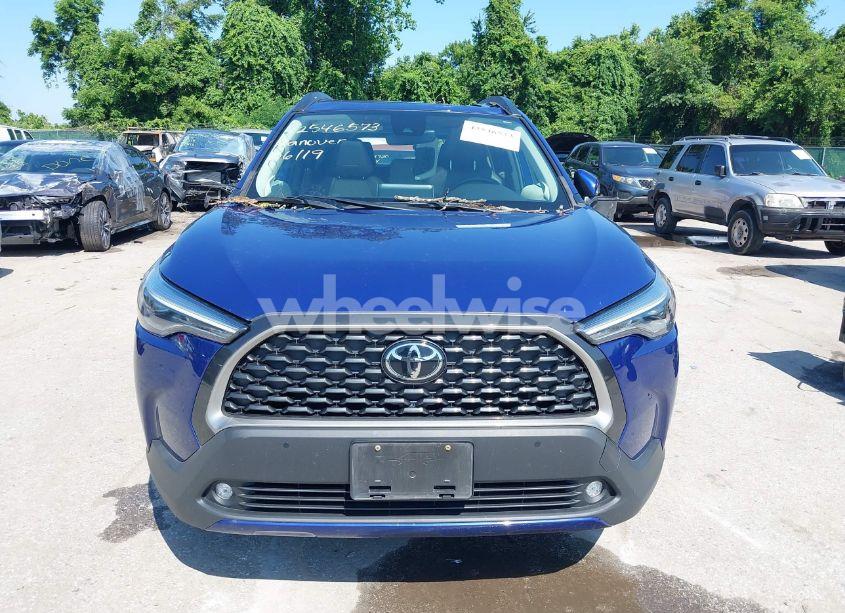 Photo 12 of 2022 Toyota Corolla CROSS XLE (VIN 7MUDAABG4NV004836)