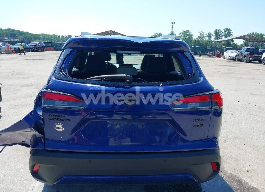 Photo 16 of 2022 Toyota Corolla CROSS XLE (VIN 7MUDAABG4NV004836)