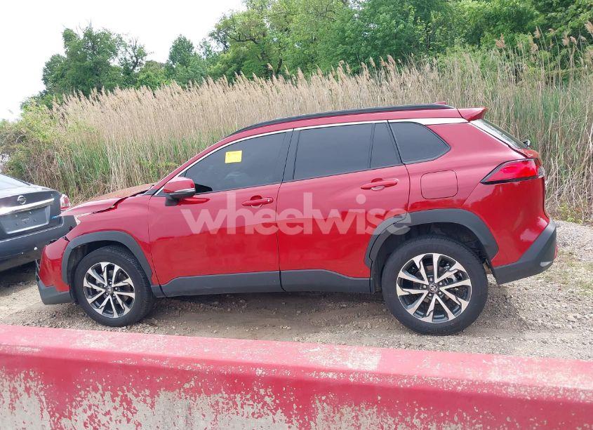 Photo 14 of 2024 Toyota Corolla CROSS XLE (VIN 7MUDAABG4RV119507)