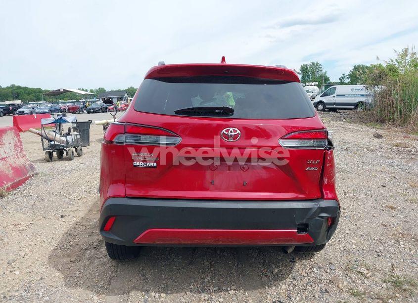 Photo 16 of 2024 Toyota Corolla CROSS XLE (VIN 7MUDAABG4RV119507)
