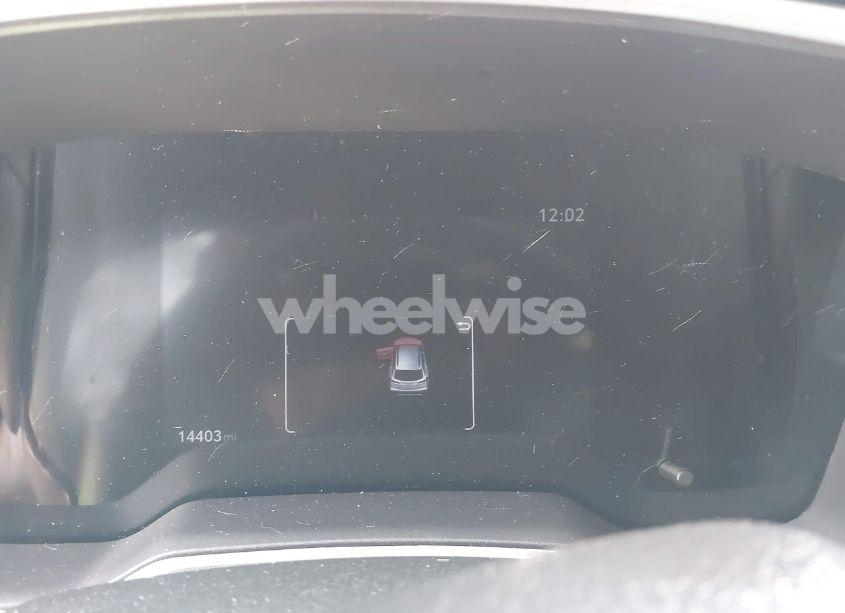 Photo 7 of 2024 Toyota Corolla CROSS XLE (VIN 7MUDAABG4RV119507)