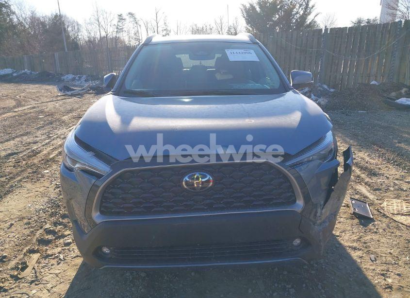 Photo 12 of 2023 Toyota Corolla CROSS XLE (VIN 7MUDAABG5PV075658)
