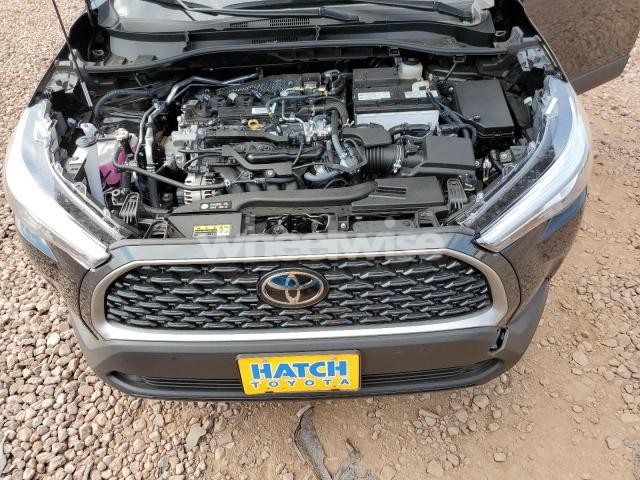 Photo 6 of 2025 TOYOTA COROLLA CROSS XLE (VIN 7MUDAABG5SV140565)