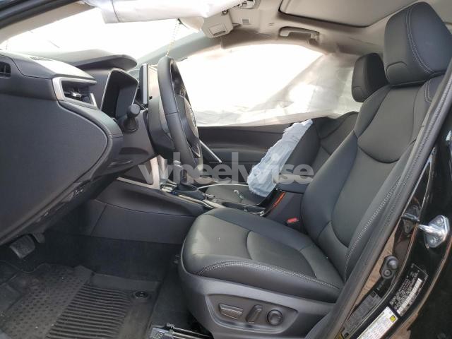 Photo 7 of 2025 TOYOTA COROLLA CROSS XLE (VIN 7MUDAABG5SV140565)
