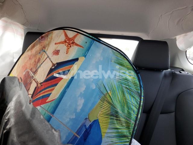 Photo 9 of 2025 TOYOTA COROLLA CROSS XLE (VIN 7MUDAABG5SV140565)