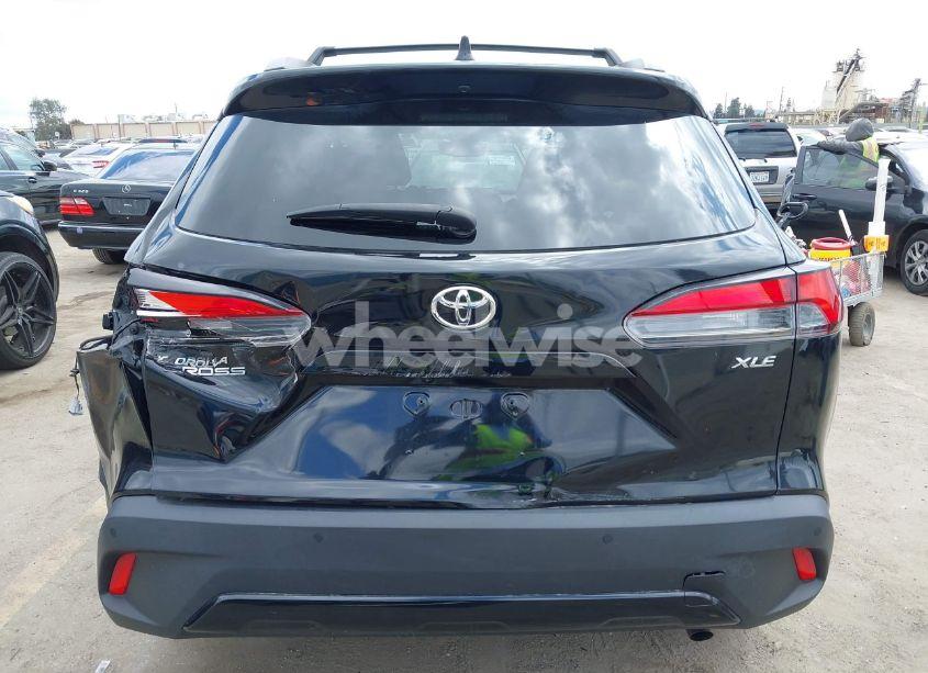 Photo 17 of 2022 Toyota Corolla CROSS XLE (VIN 7MUDAABG6NV030600)