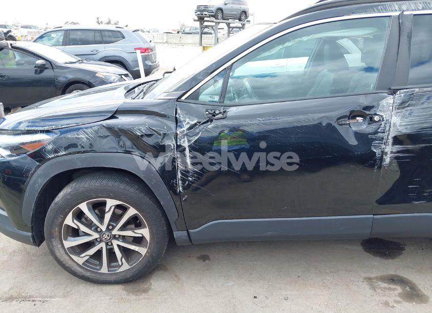 Photo 18 of 2022 Toyota Corolla CROSS XLE (VIN 7MUDAABG6NV030600)