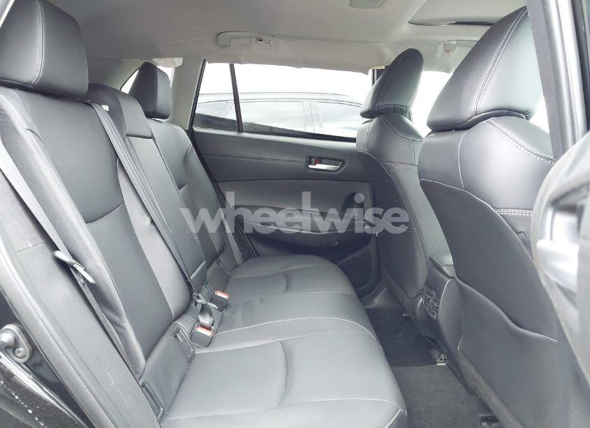 Photo 8 of 2022 Toyota Corolla CROSS XLE (VIN 7MUDAABG6NV030600)