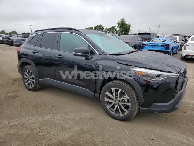 Photo 6 of 2023 TOYOTA COROLLA CROSS XLE (VIN 7MUDAABG6PV048792)