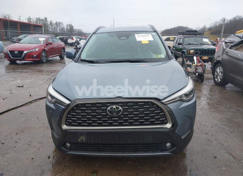 Photo 12 of 2023 Toyota Corolla CROSS XLE (VIN 7MUDAABG6PV068573)