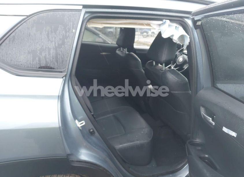 Photo 8 of 2023 Toyota Corolla CROSS XLE (VIN 7MUDAABG6PV068573)