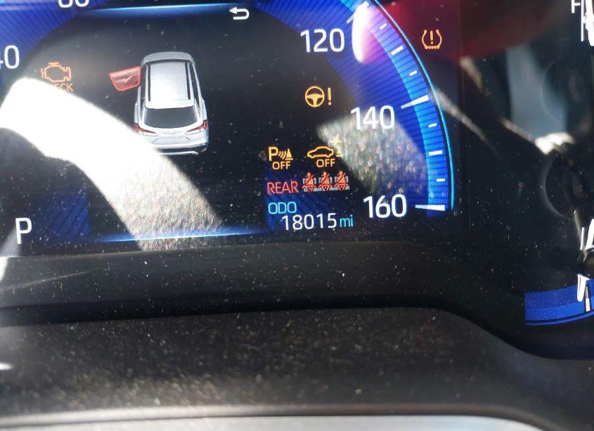 Photo 15 of 2022 Toyota Corolla CROSS XLE (VIN 7MUDAABG7NV029567)