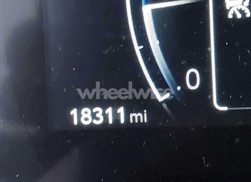 Photo 16 of 2023 Toyota Corolla CROSS XLE (VIN 7MUDAABG7PV052303)