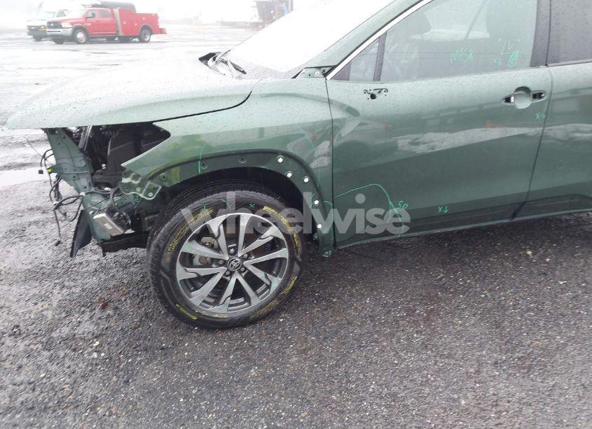 Photo 18 of 2023 Toyota Corolla CROSS XLE (VIN 7MUDAABG7PV052303)