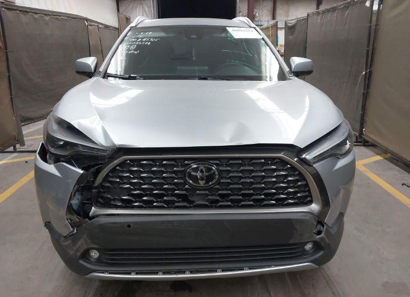 Photo 12 of 2022 Toyota Corolla CROSS XLE (VIN 7MUDAABG8NV022529)