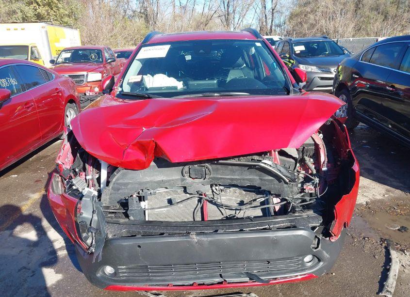 Photo 6 of 2022 Toyota Corolla CROSS XLE (VIN 7MUDAABG8NV042196)