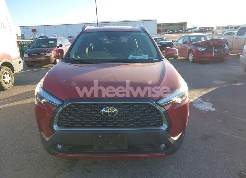 Photo 12 of 2023 Toyota Corolla CROSS XLE (VIN 7MUDAABG8PV059065)