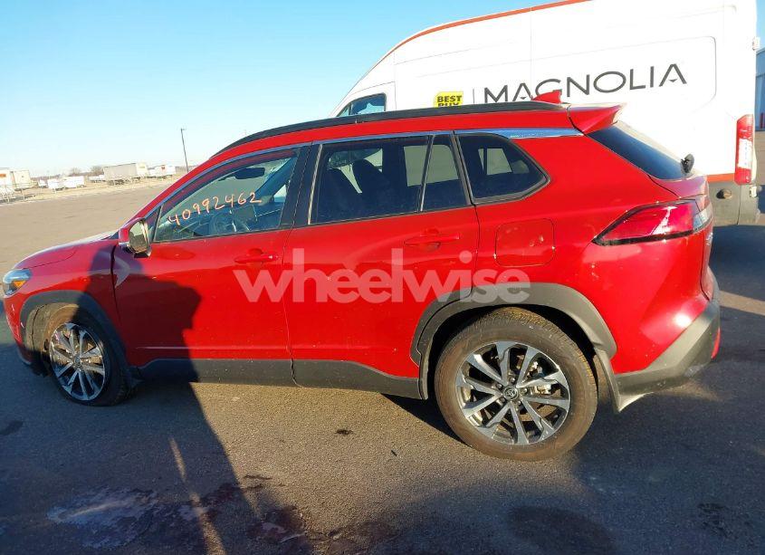 Photo 14 of 2023 Toyota Corolla CROSS XLE (VIN 7MUDAABG8PV059065)