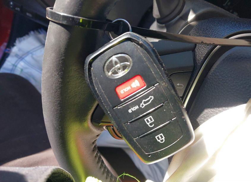 Photo 11 of 2024 Toyota Corolla CROSS XLE (VIN 7MUDAABG8RV097303)