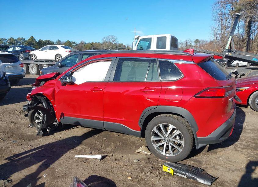 Photo 14 of 2024 Toyota Corolla CROSS XLE (VIN 7MUDAABG8RV097303)