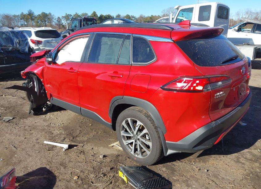 Photo 3 of 2024 Toyota Corolla CROSS XLE (VIN 7MUDAABG8RV097303)