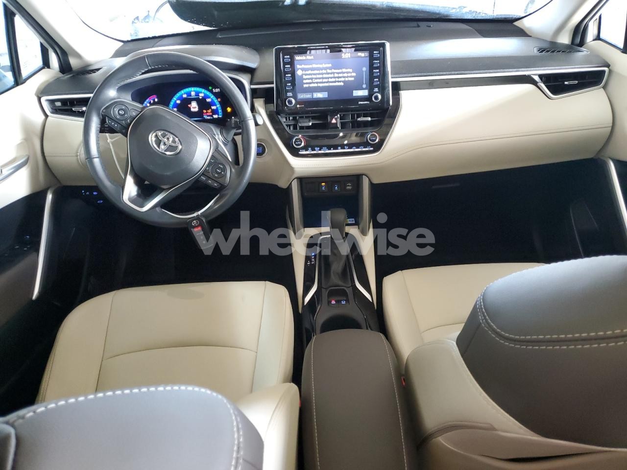 Photo 8 of 2022 TOYOTA COROLLA CROSS XLE (VIN 7MUDAABG9NV032776)