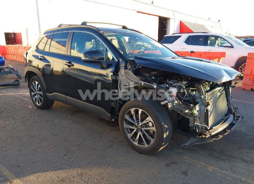 2023 Toyota Corolla CROSS XLE (VIN 7MUDAABG9PV076487) main photo