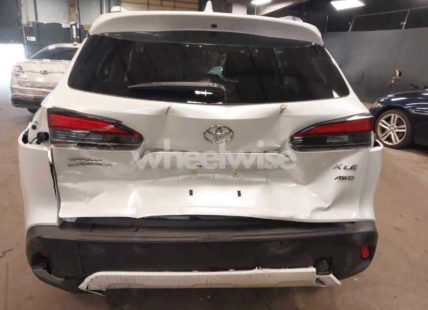 Photo 17 of 2024 Toyota Corolla CROSS XLE (VIN 7MUDAABG9RV089291)