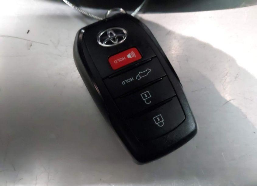 Photo 11 of 2024 Toyota Corolla CROSS XLE (VIN 7MUDAABG9RV094152)