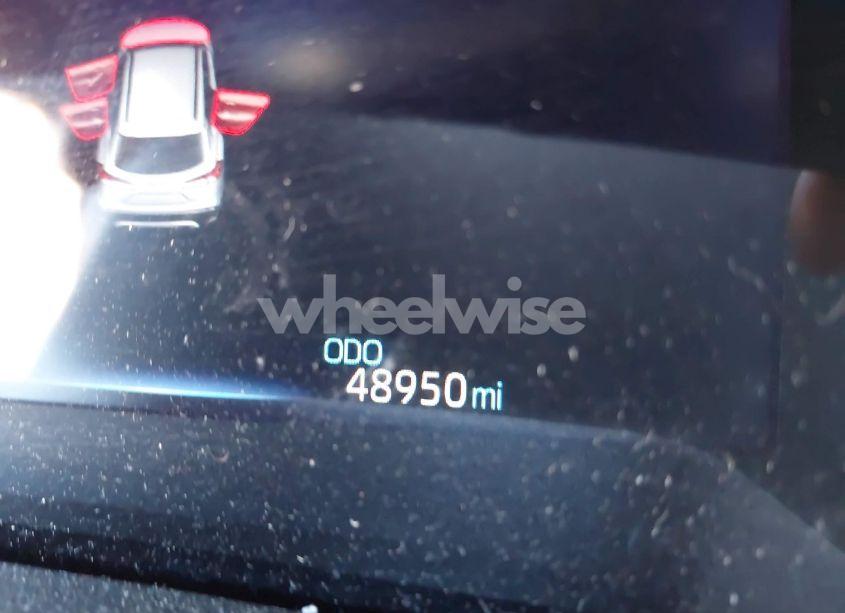 Photo 15 of 2022 Toyota Corolla CROSS XLE (VIN 7MUDAABGXNV013816)