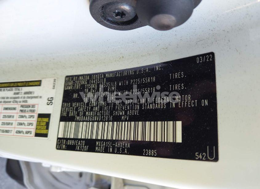 Photo 9 of 2022 Toyota Corolla CROSS XLE (VIN 7MUDAABGXNV013816)