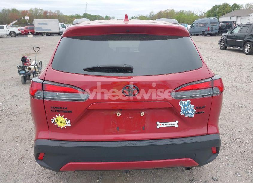 Photo 16 of 2022 Toyota Corolla CROSS XLE (VIN 7MUDAABGXNV041289)