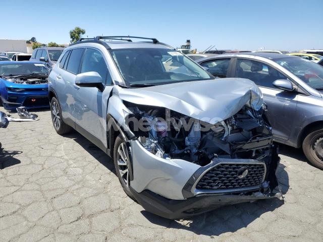 Photo 7 of 2024 TOYOTA COROLLA CROSS XLE (VIN 7MUDAABGXRV083497)