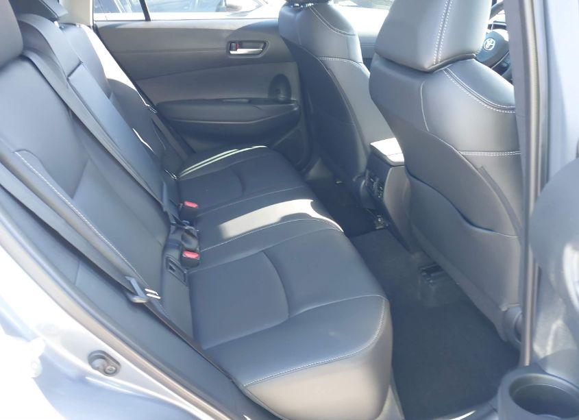 Photo 8 of 2024 Toyota Corolla CROSS XLE (VIN 7MUDAABGXRV106437)