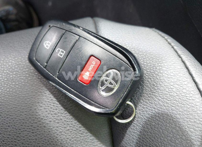 Photo 11 of 2022 Toyota Corolla CROSS XLE (VIN 7MUEAAAG0NV006105)